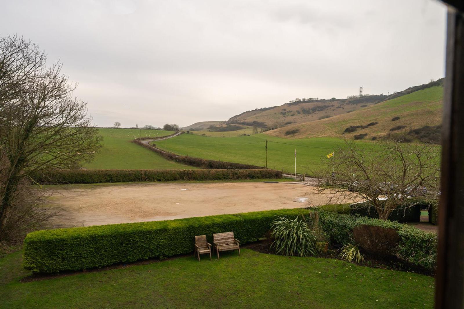 Tottington Manor Hotel Henfield ภายนอก รูปภาพ